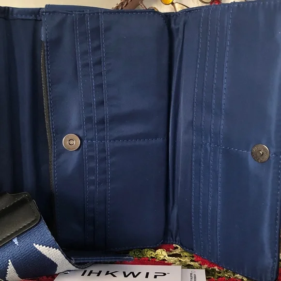 NWOT Attached IHKWIP Shawn Killinger Superstar Wallet/Wristlet - Picture 8 of 8